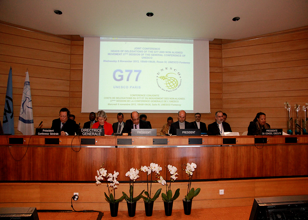 View of podium at Joint Conference of Heads of Delegations of the G-77 and the Non-Aligned Movement at UNESCO headquarters on 6 November 2013.