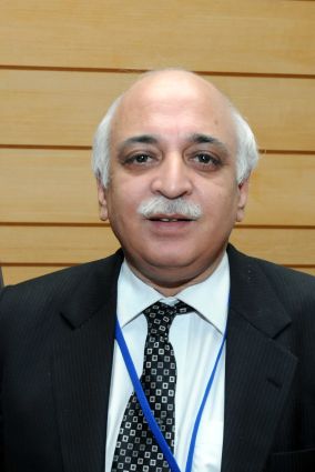 H.E. Mr. Vinay Sheel Oberoi, Permanent Representative of India to UNESCO, Chair of the Paris Chapter of the Group of 77 for the year 2011.